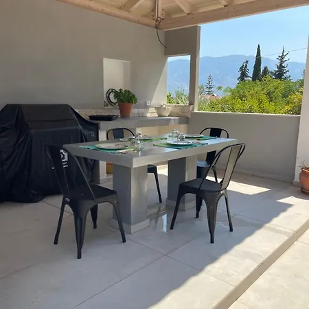 بيت للعطل Rose Garden